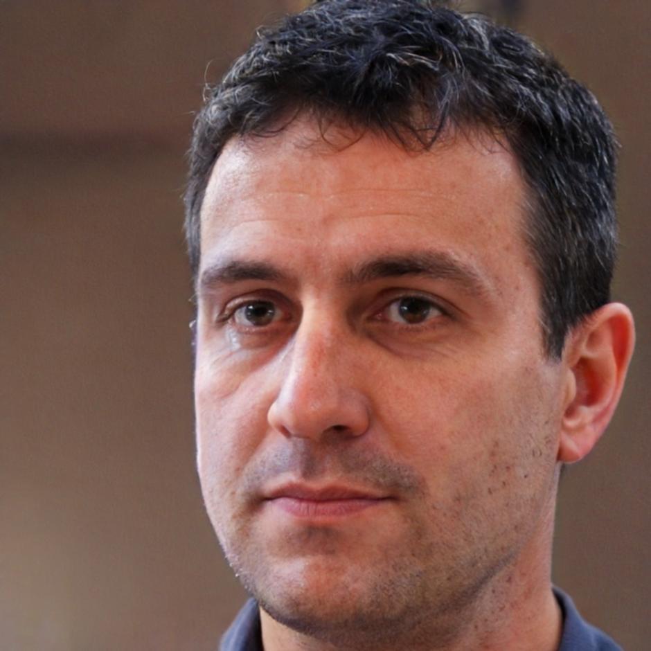 Ritratto di Luca Santorini che ha completato il corso sui metodi di allocazione del budget